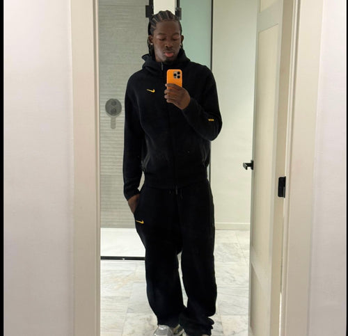 Ensemble survêtement Nike tech